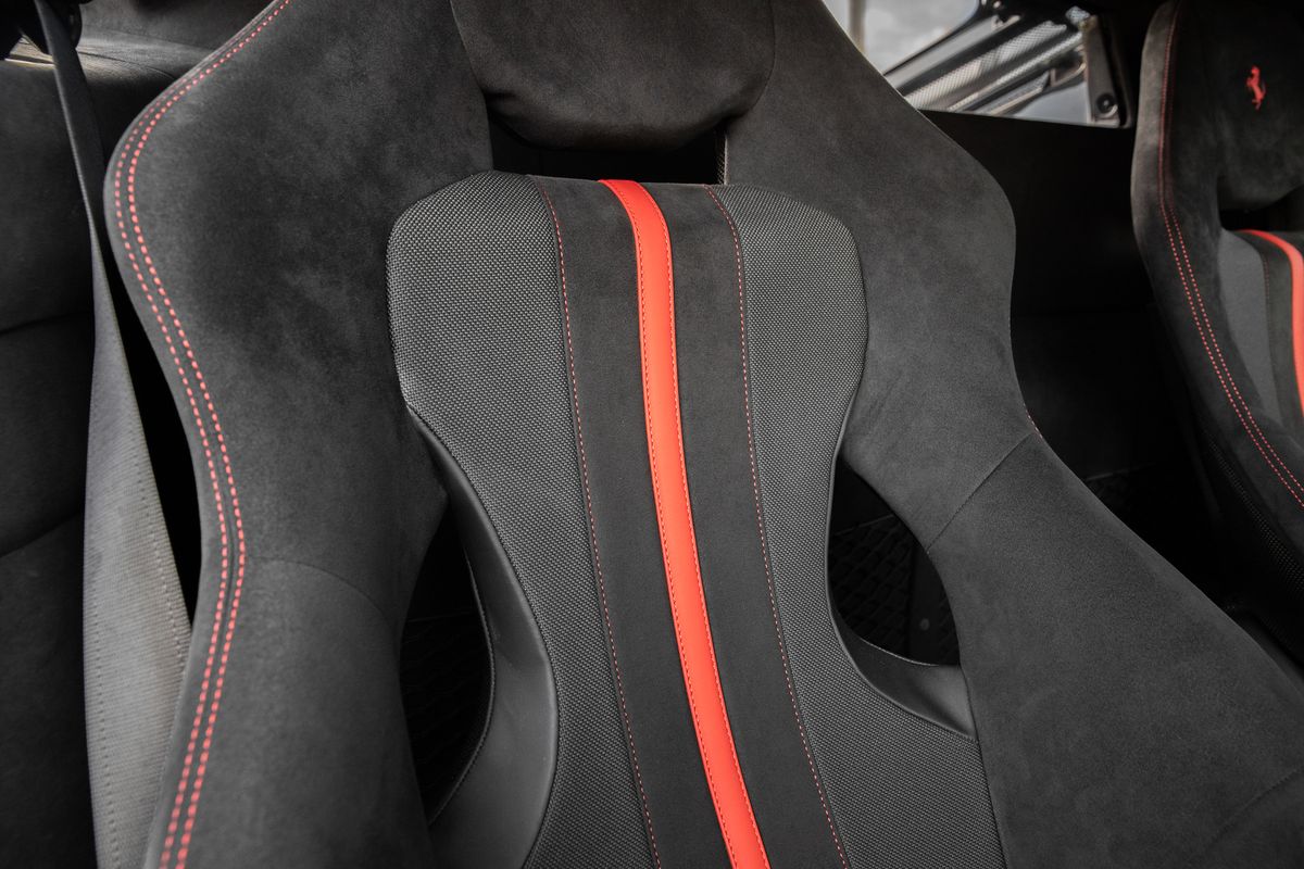 2020 Ferrari 488 Pista 3.9T V8 F1 DCT