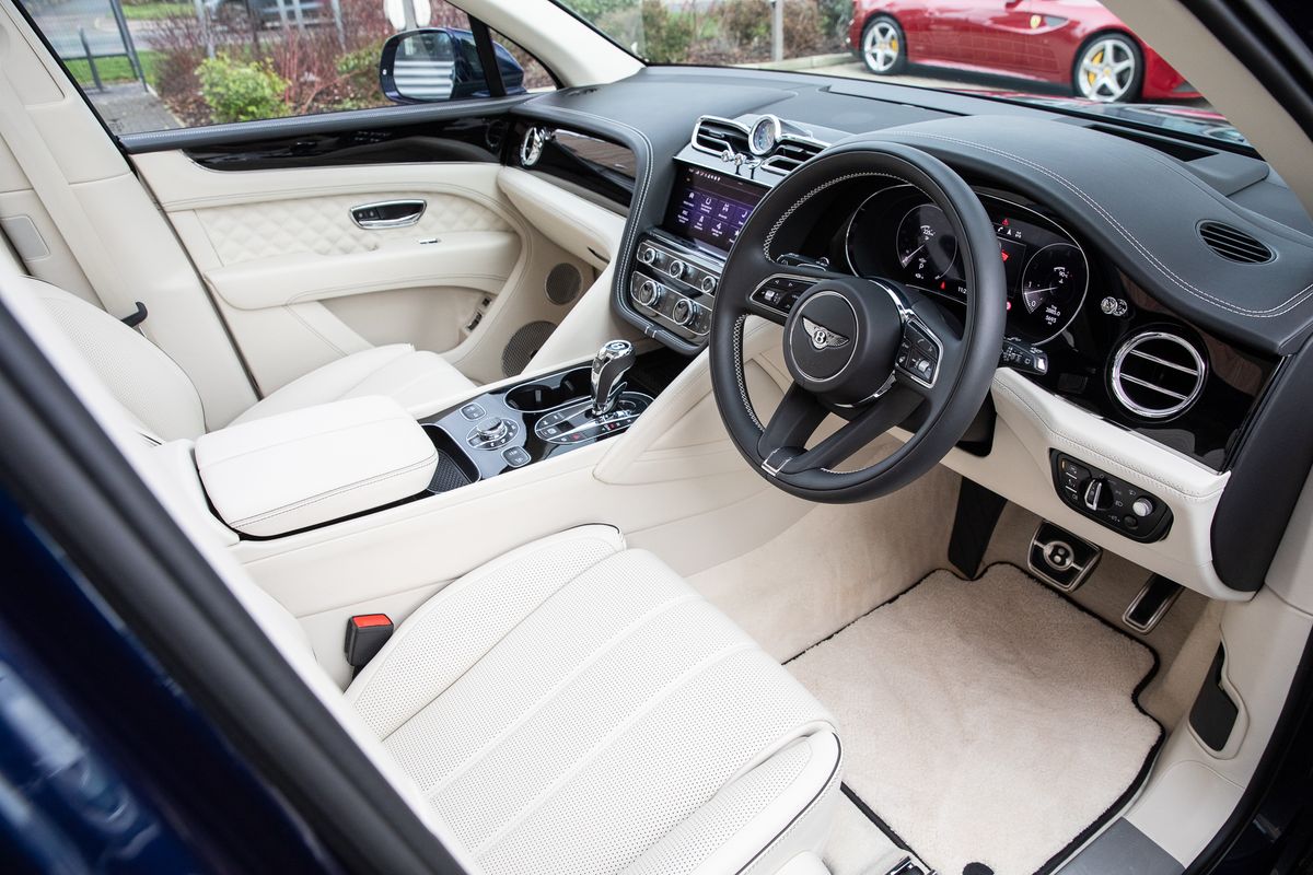 2021 Bentley Bentayga V8