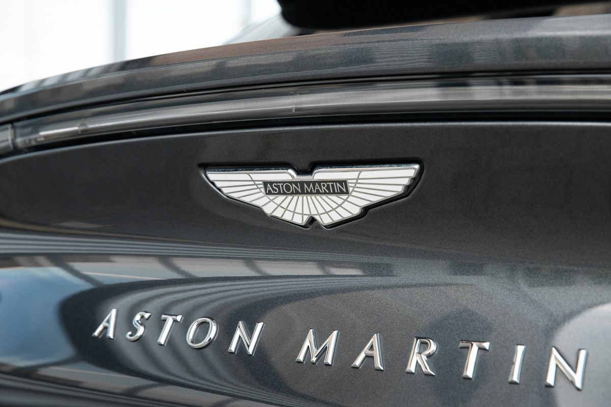 2021 Aston Martin DBX V8 1913 Edition