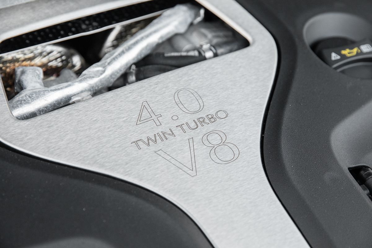 2021 Aston Martin DBX V8 1913 Edition