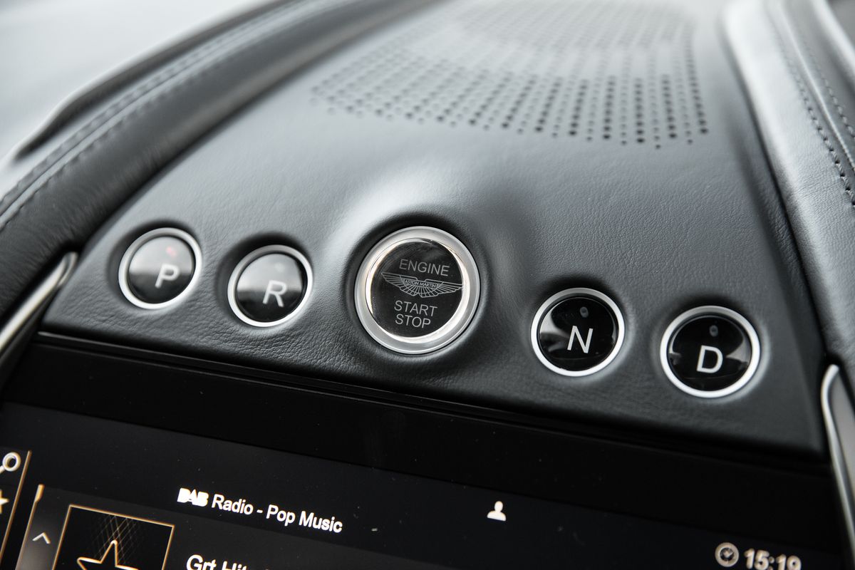 2021 Aston Martin DBX V8 1913 Edition