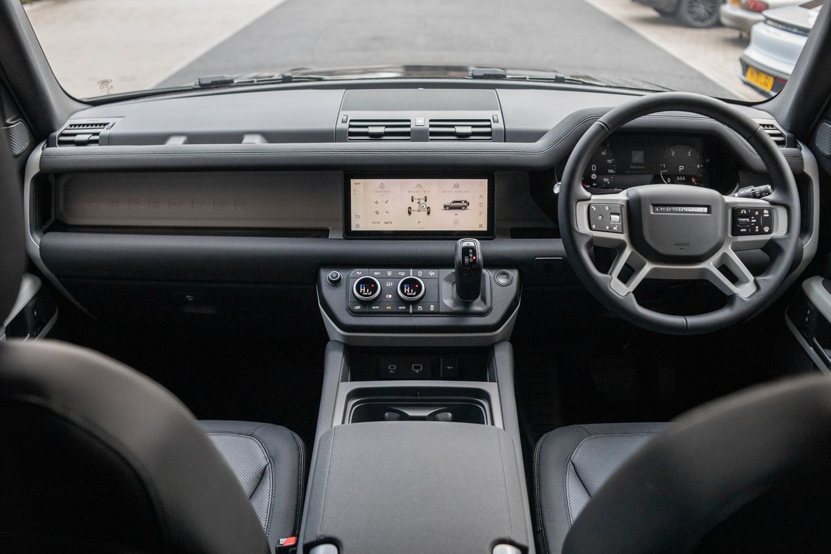 2022 Land Rover Defener URBAN 110 3.0 D250 MHEV X-Dynamic S