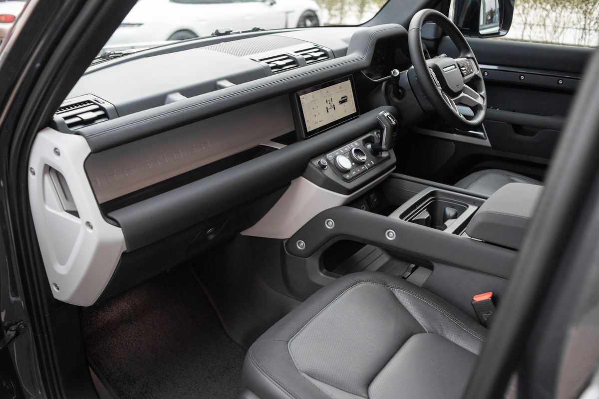 2022 Land Rover Defener URBAN 110 3.0 D250 MHEV X-Dynamic S