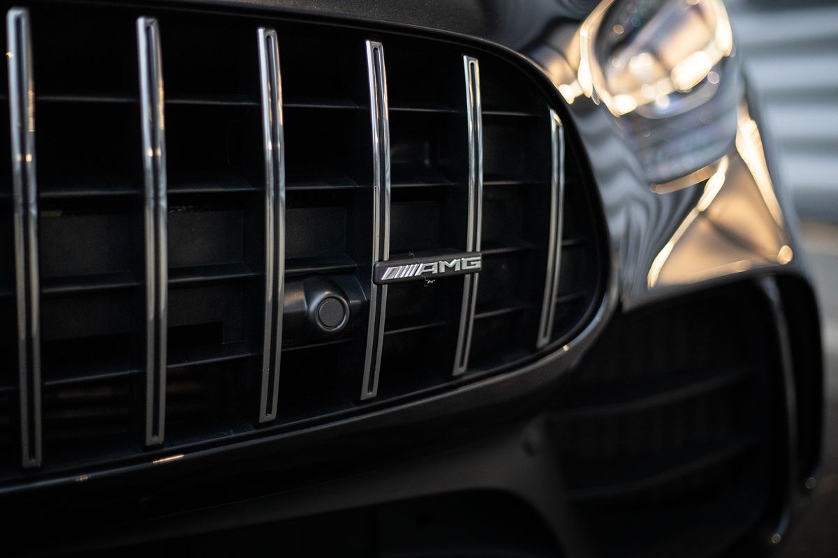 2019 Mercedes-Benz AMG GT-R Premium