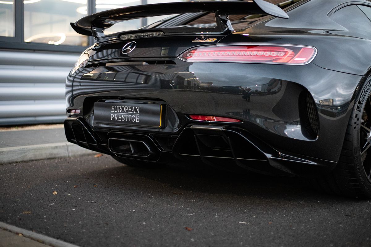 2019 Mercedes-Benz AMG GT-R Premium