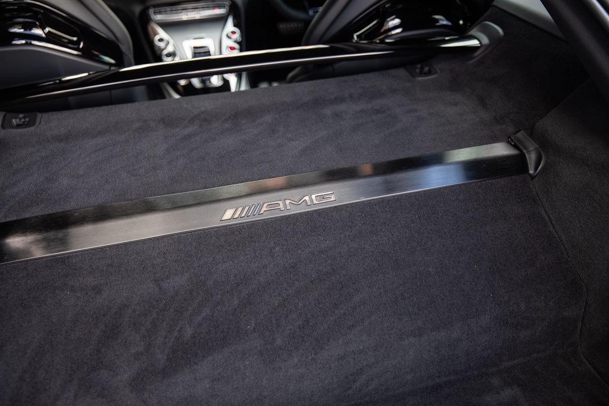 2019 Mercedes-Benz AMG GT-R Premium