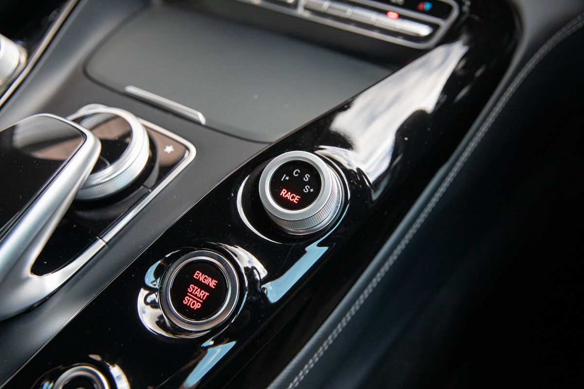 2019 Mercedes-Benz AMG GT-R Premium