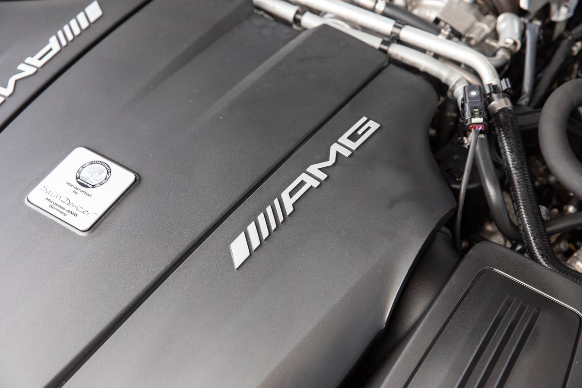 2019 Mercedes-Benz AMG GT-R Premium