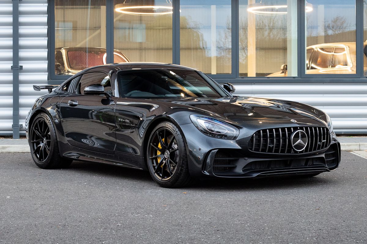 2019 Mercedes-Benz AMG GT-R Premium