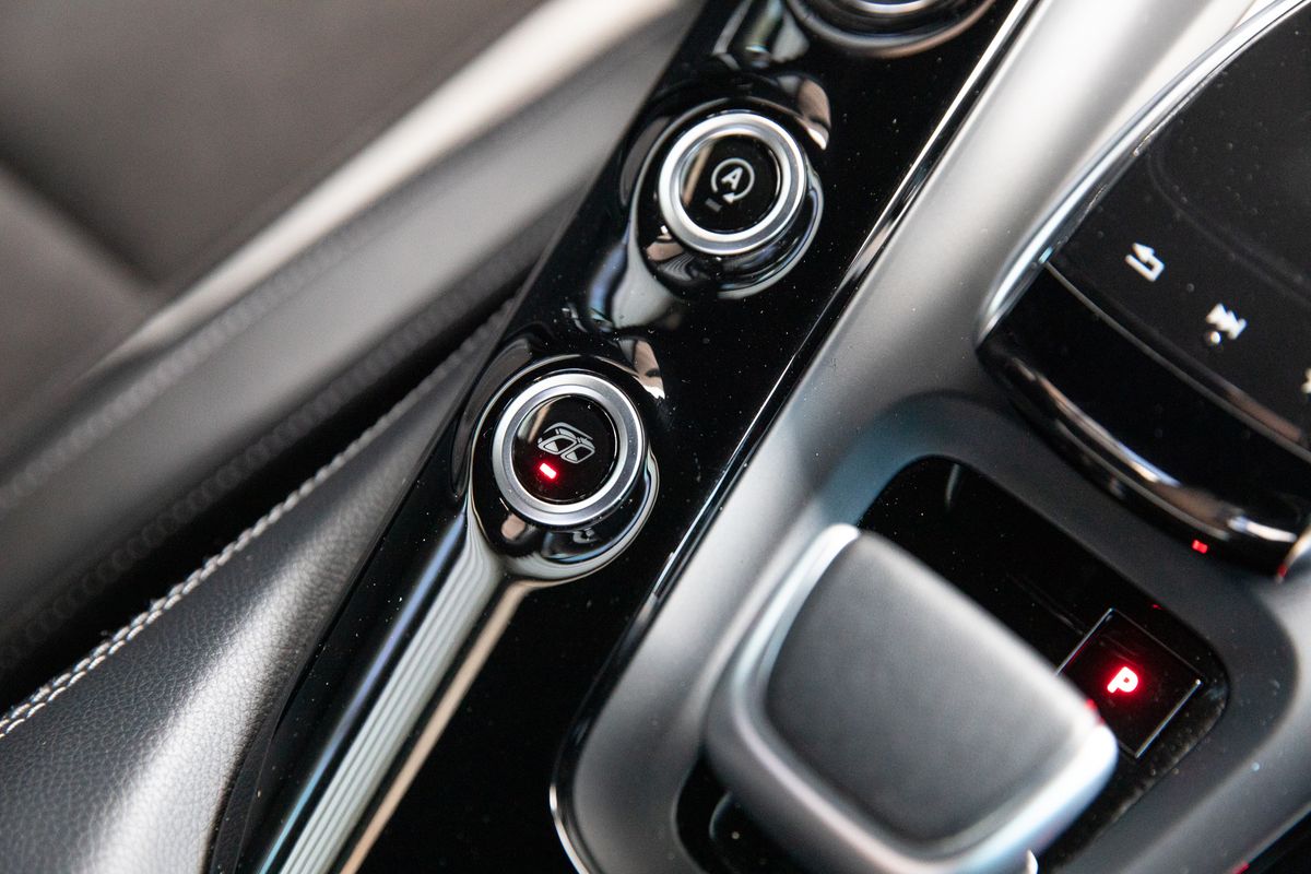 2019 Mercedes-Benz AMG GT-R Premium
