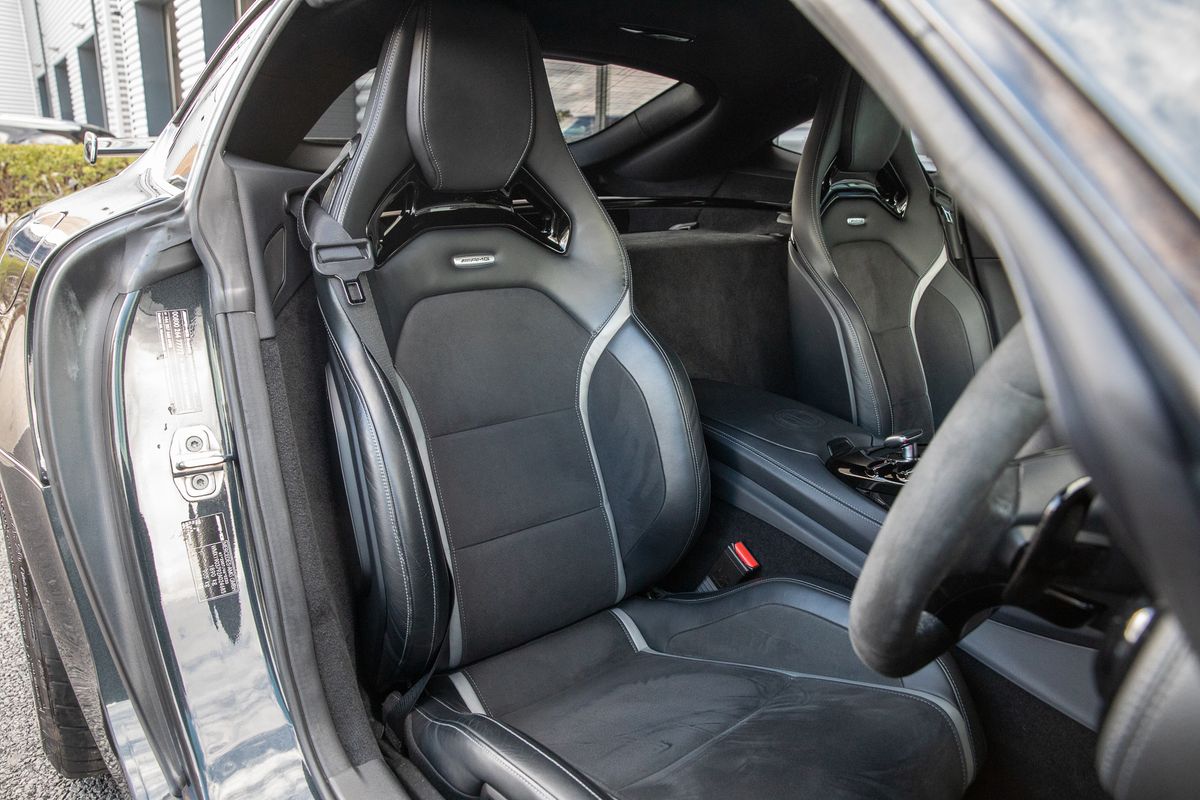 2019 Mercedes-Benz AMG GT-R Premium