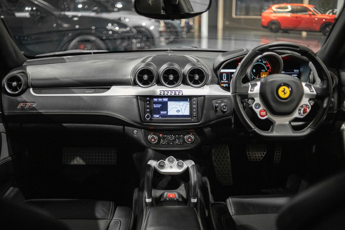 2012 Ferrari FF V12