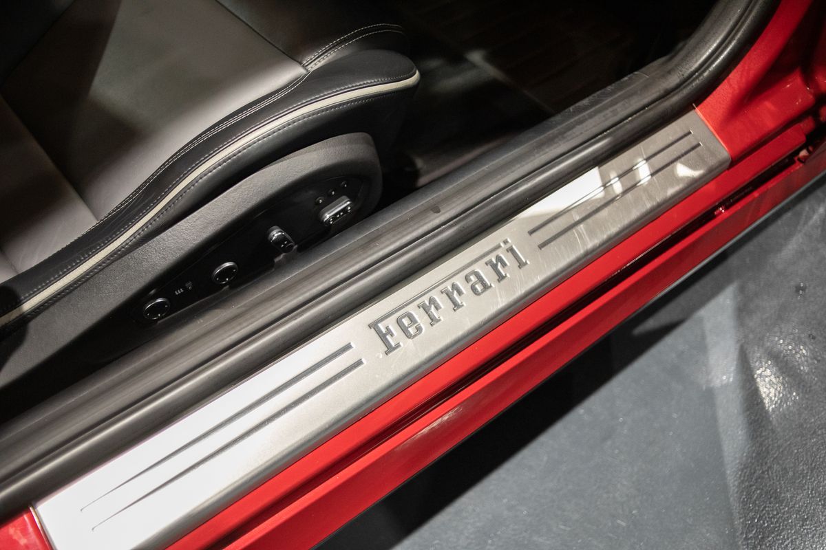 2012 Ferrari FF V12