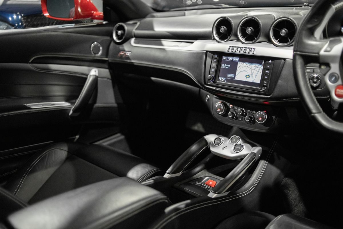 2012 Ferrari FF V12