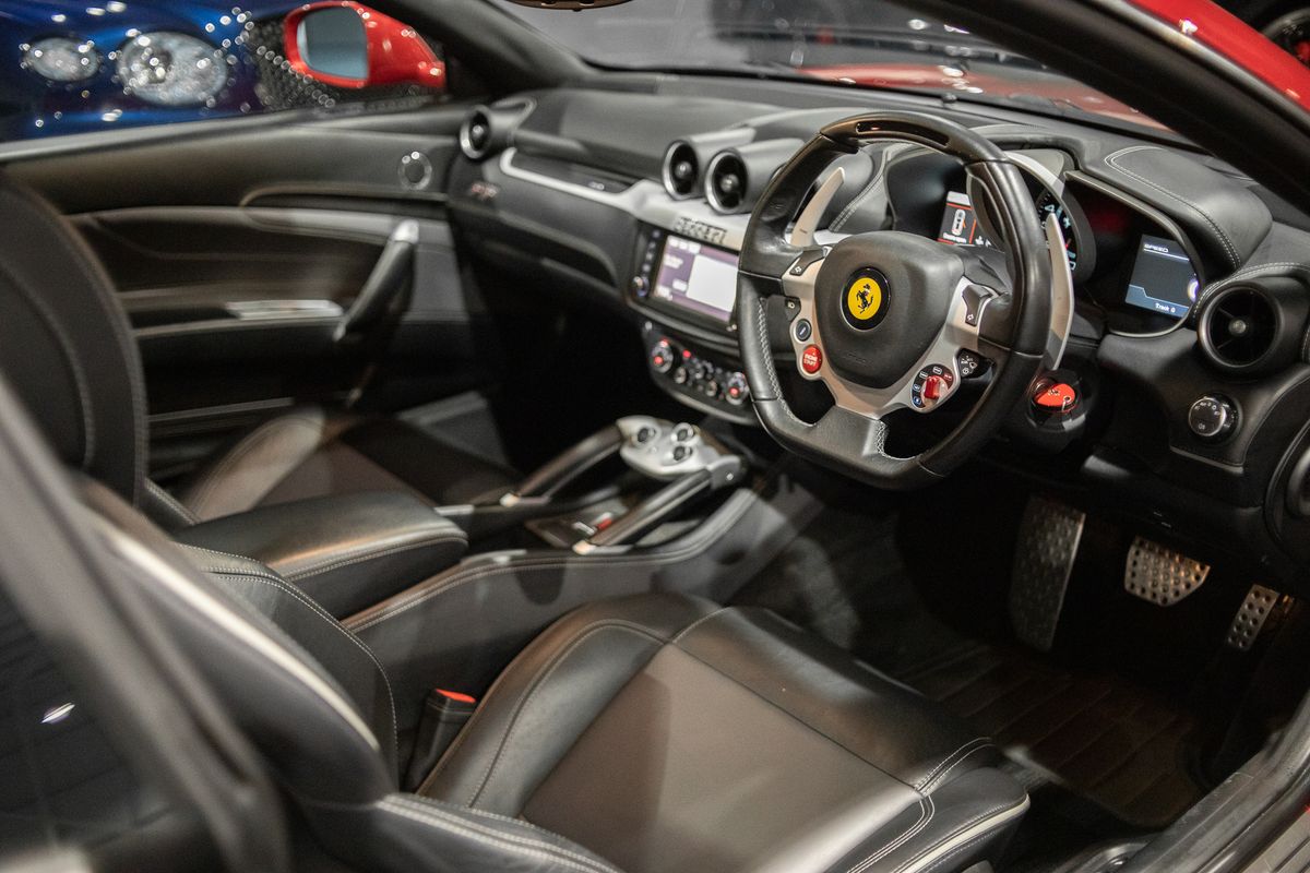 2012 Ferrari FF V12