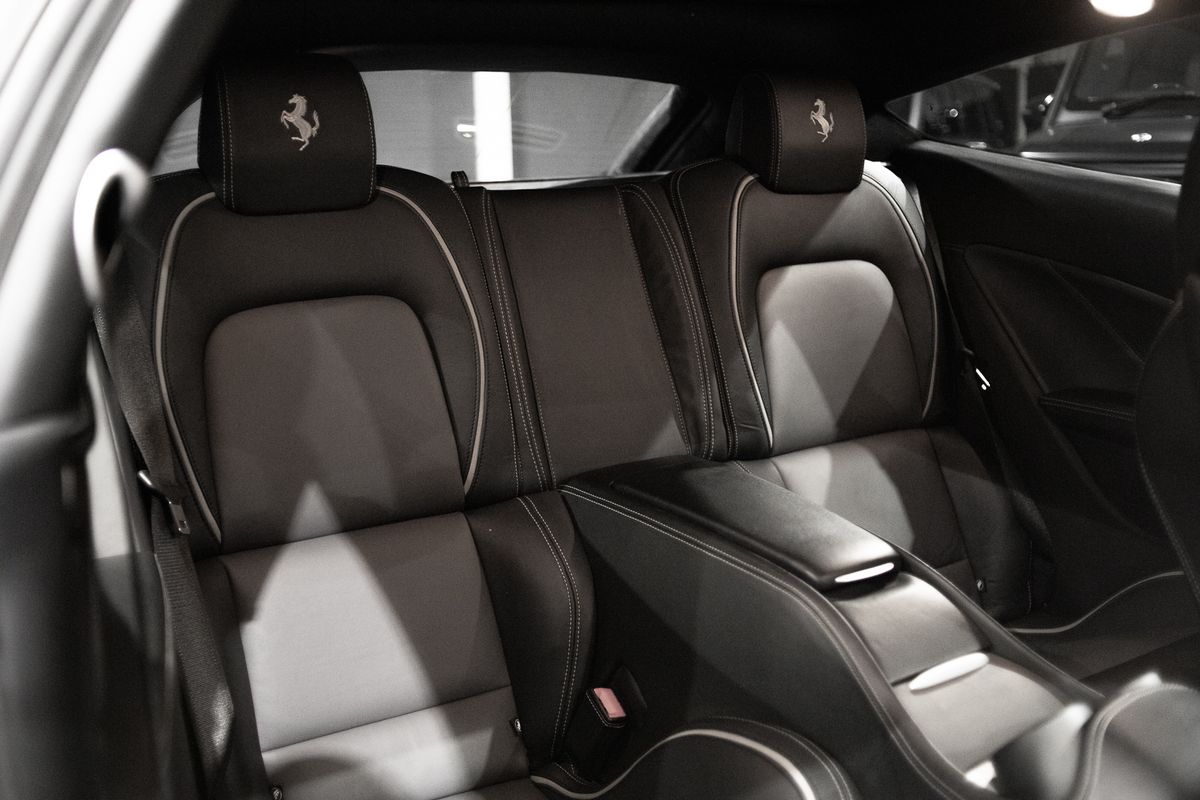 2012 Ferrari FF V12