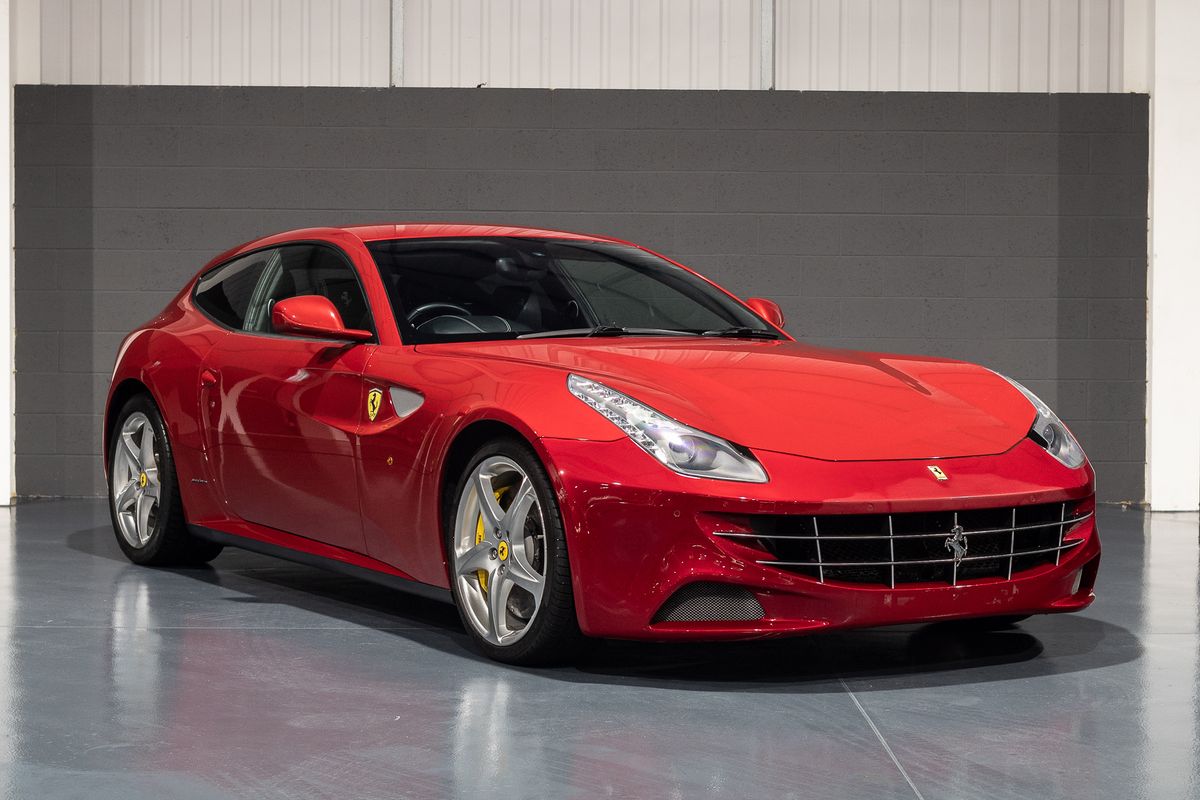 2012 Ferrari FF V12