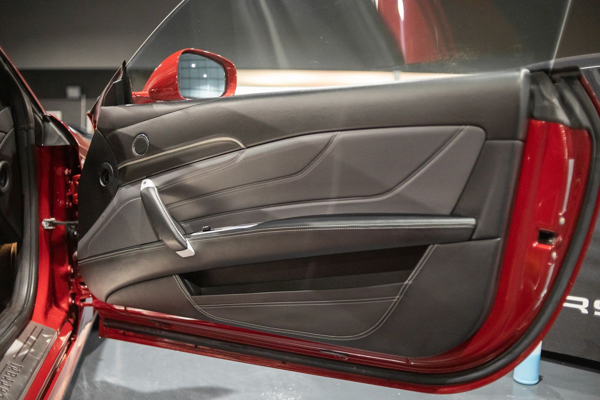 2012 Ferrari FF V12
