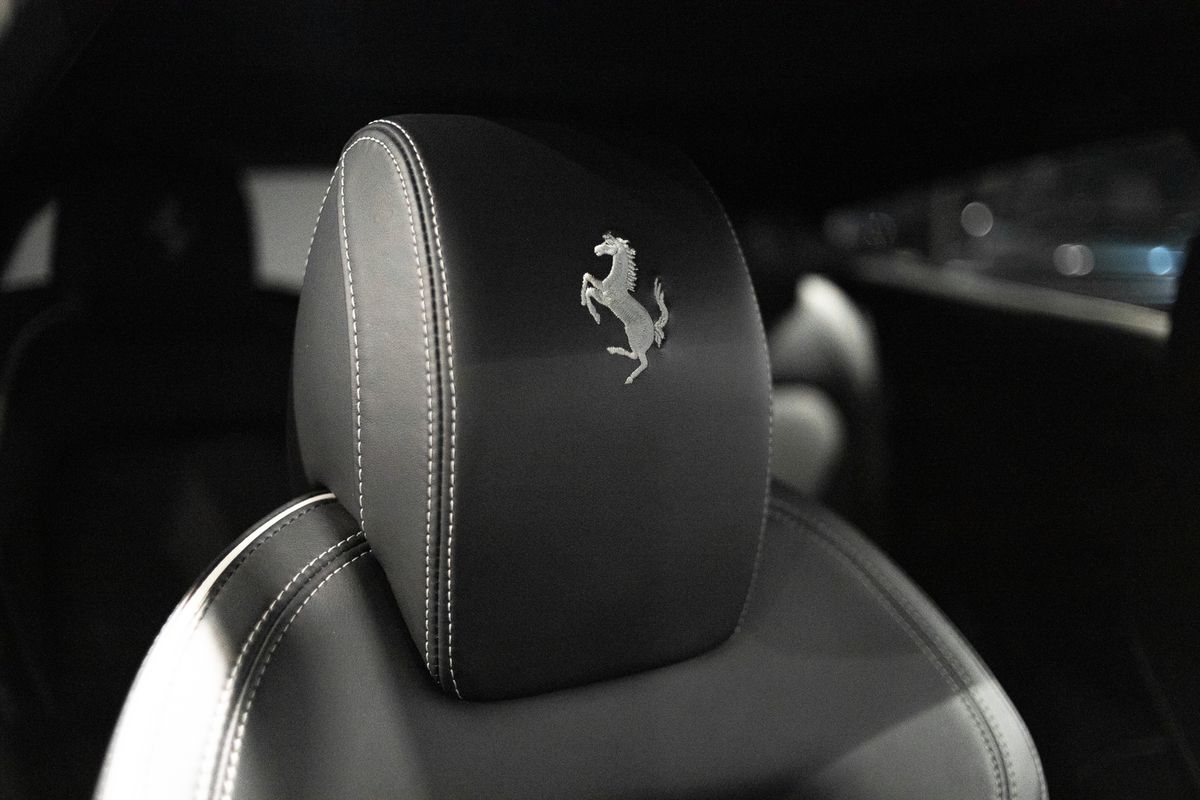 2012 Ferrari FF V12