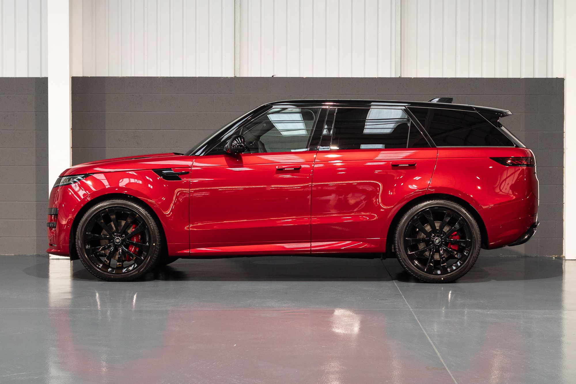2022 Land Rover Range Rover Sport First Edition 3.0 D350 MHEV