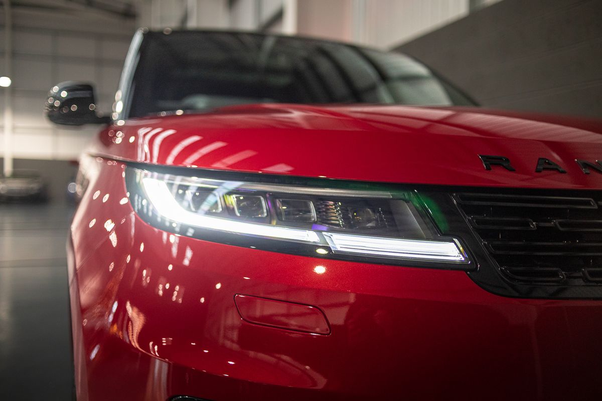 2022 Land Rover Range Rover Sport First Edition 3.0 D350 MHEV