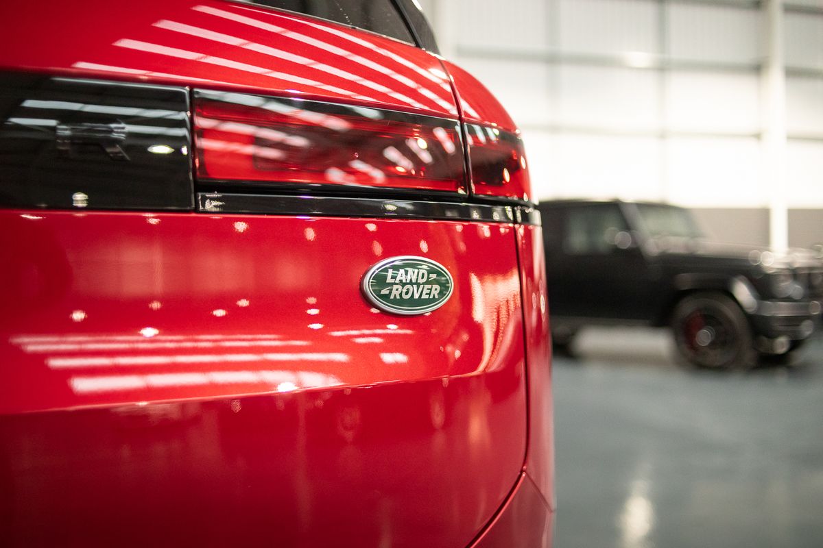 2022 Land Rover Range Rover Sport First Edition 3.0 D350 MHEV