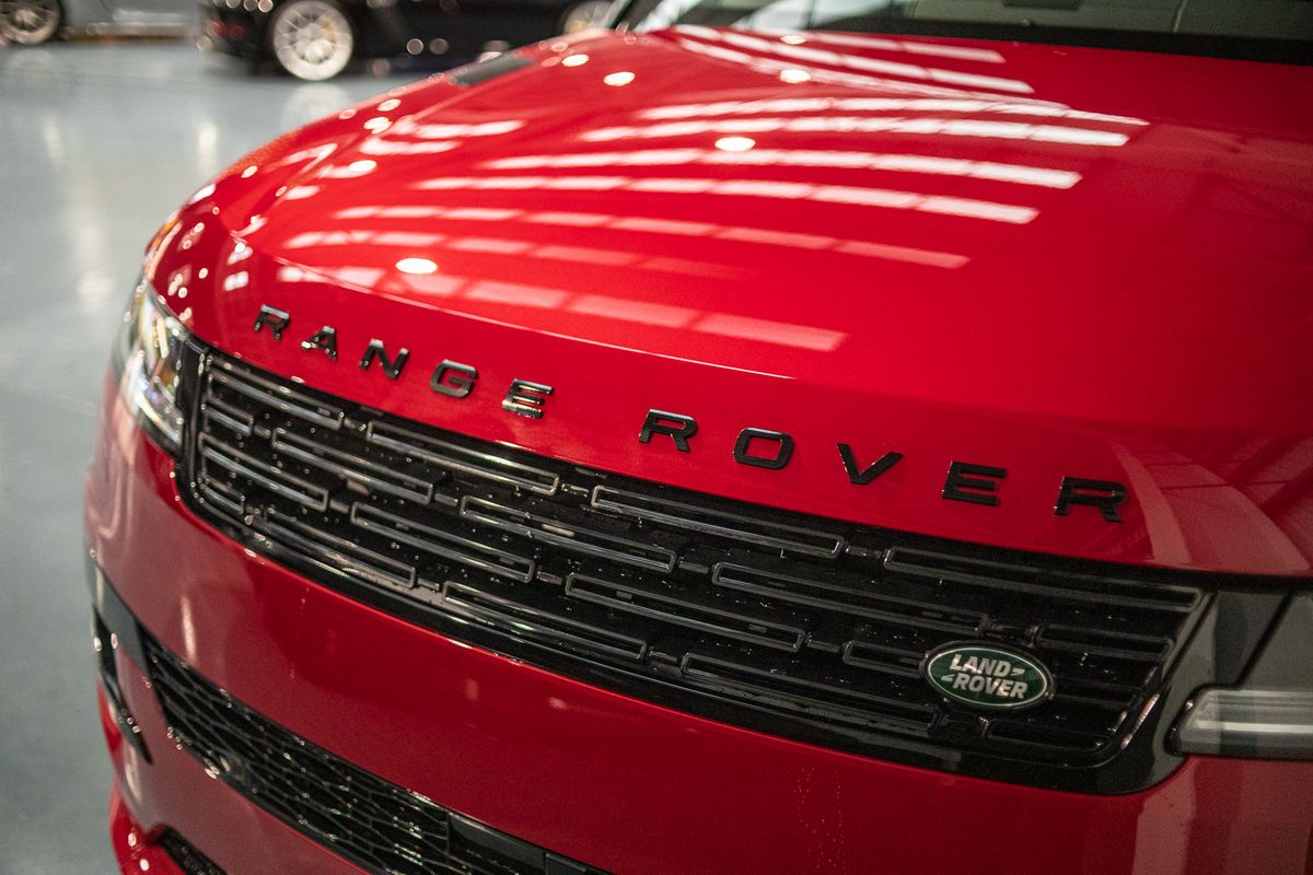 2022 Land Rover Range Rover Sport First Edition 3.0 D350 MHEV