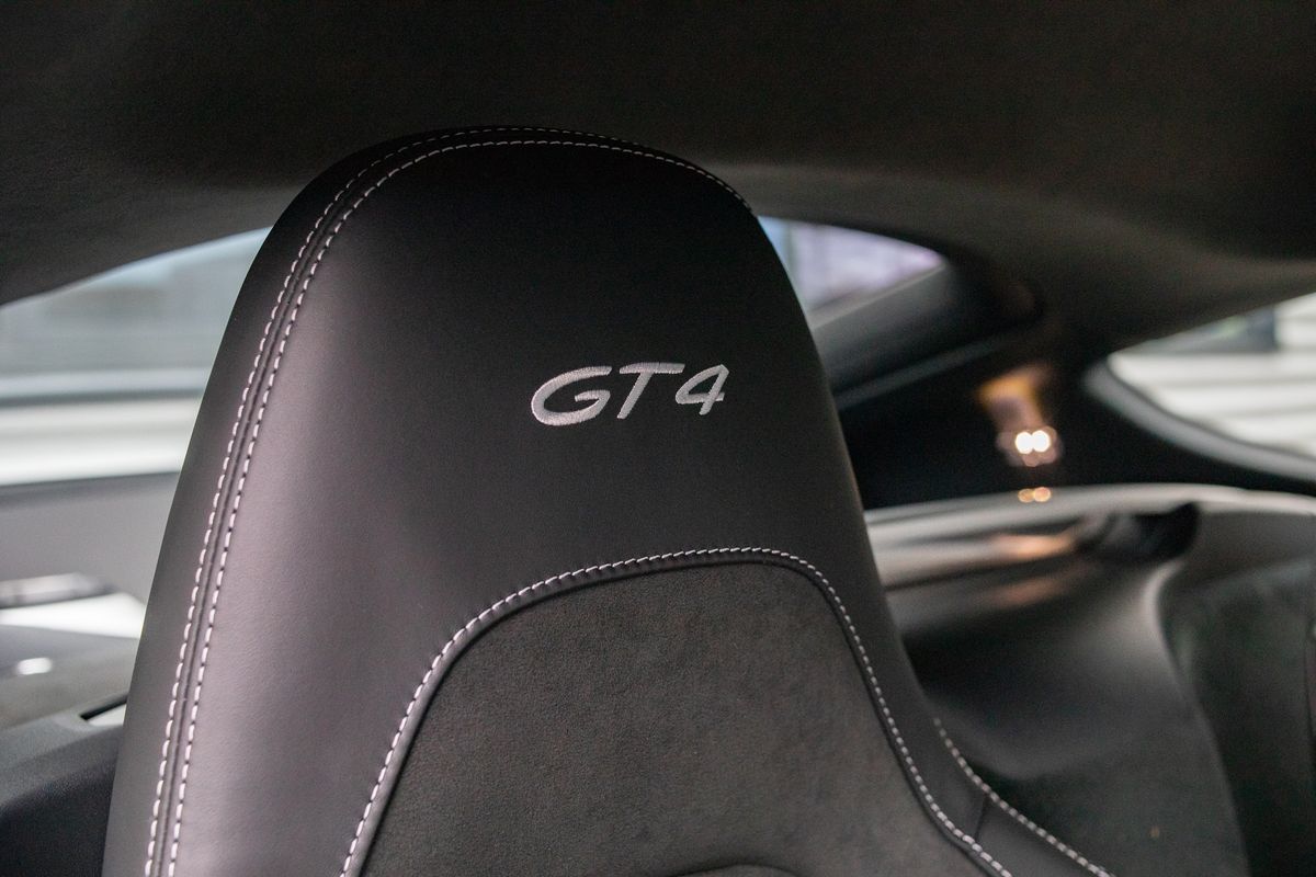 2022 Porsche 718 Cayman GT4 PDK 4.0