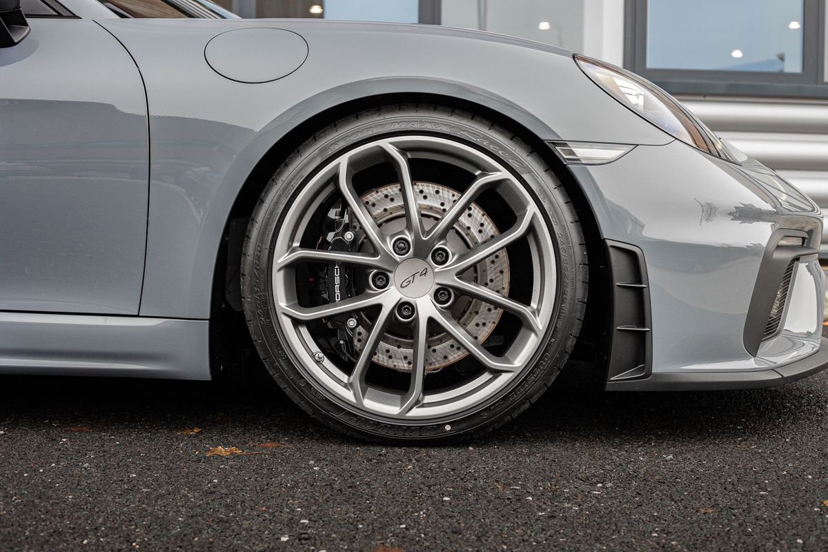 2022 Porsche 718 Cayman GT4 PDK 4.0