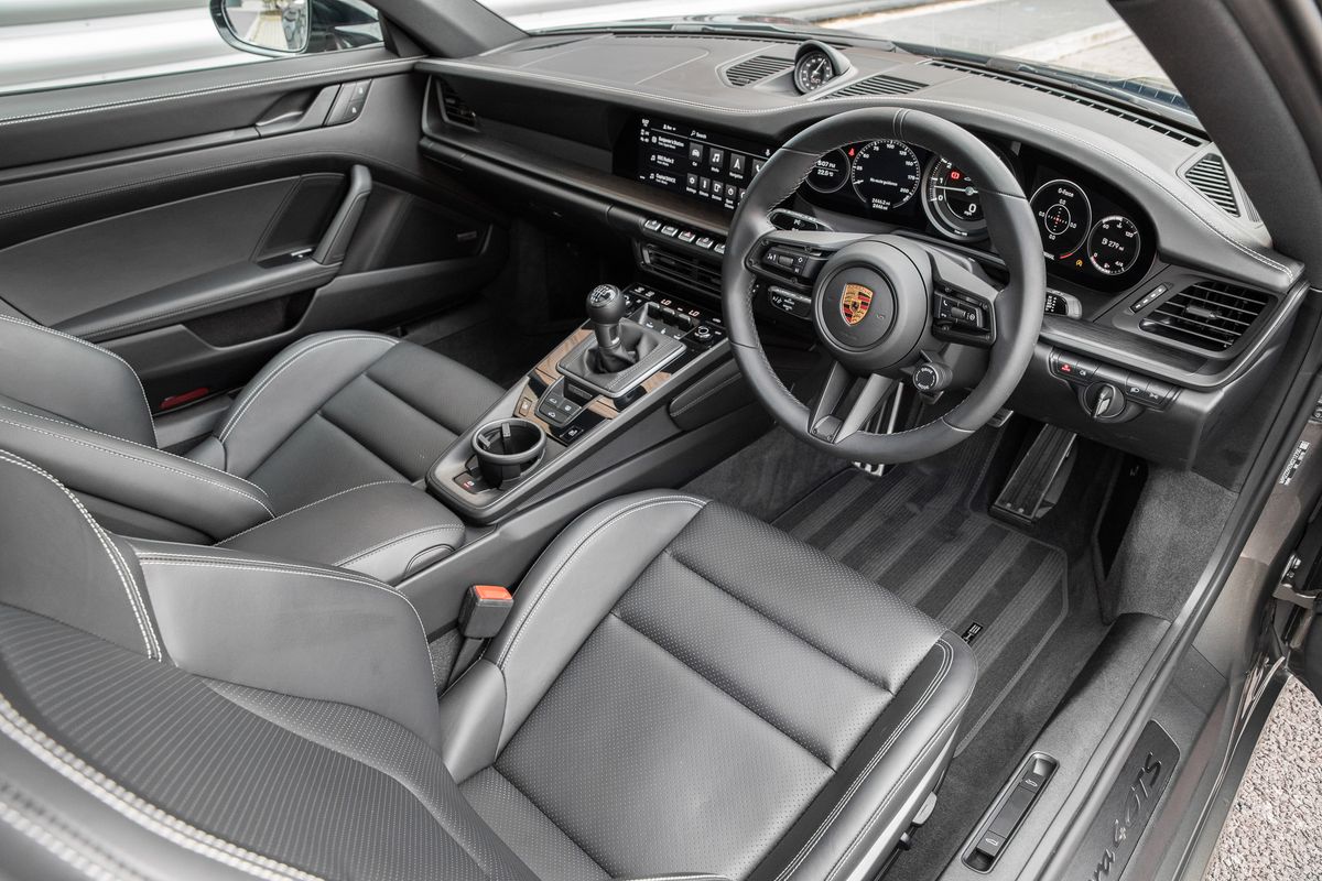 2022 Porsche 911 Carrera 4 GTS 3.0 992 4WD