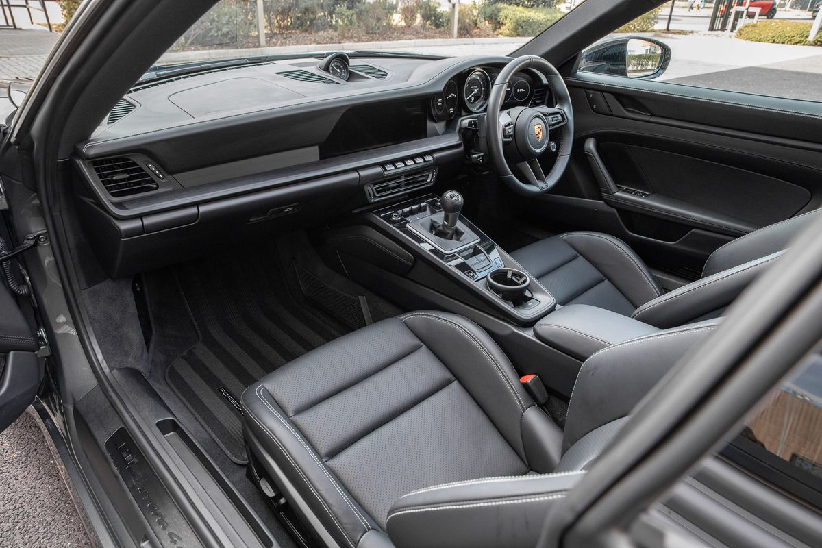 2022 Porsche 911 Carrera 4 GTS 3.0 992 4WD
