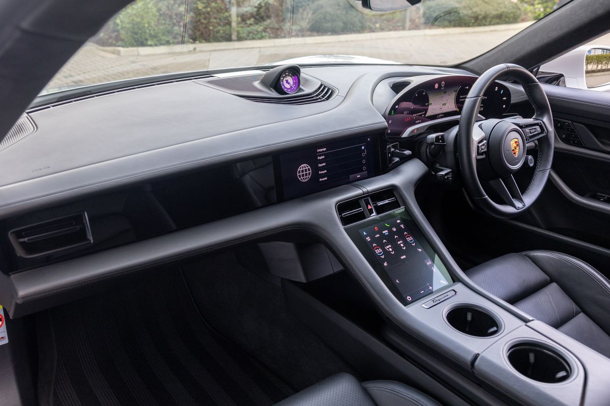 2020 Porsche Taycan Turbo