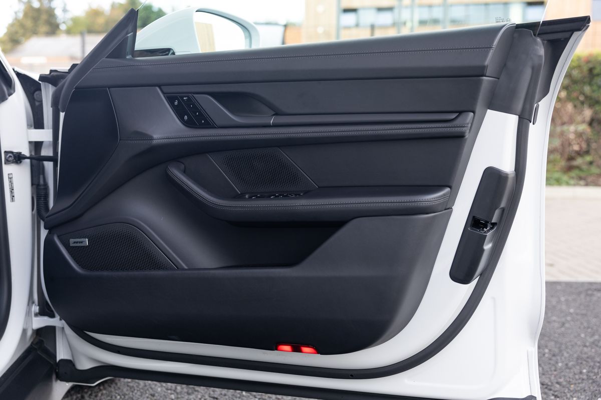 2020 Porsche Taycan Turbo