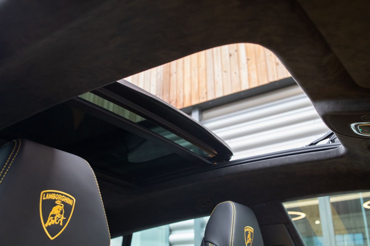 2022 Lamborghini Urus 4.0 V8 BiTurbo S