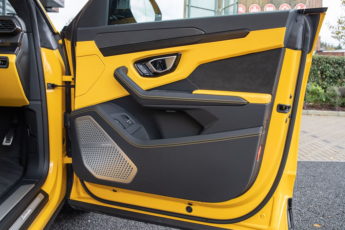 2022 Lamborghini Urus 4.0 V8 BiTurbo S