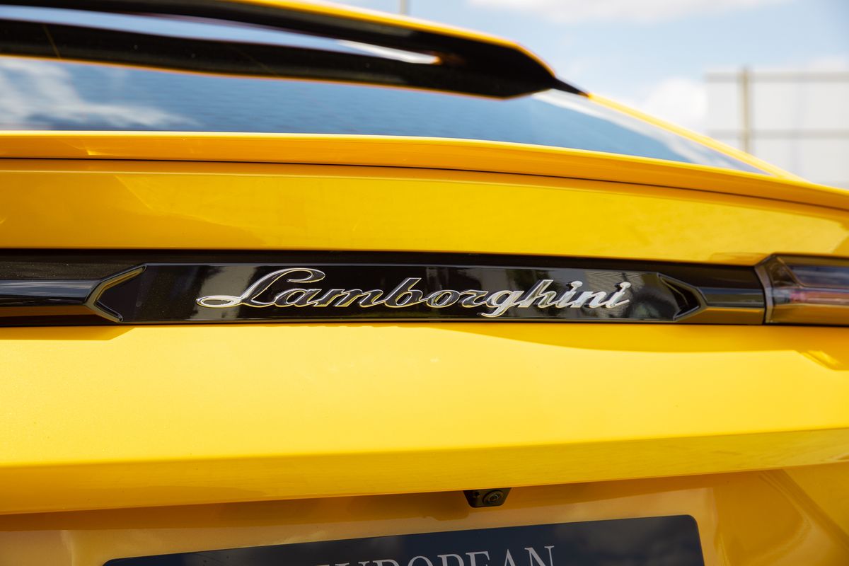 2022 Lamborghini Urus 4.0 V8 BiTurbo S