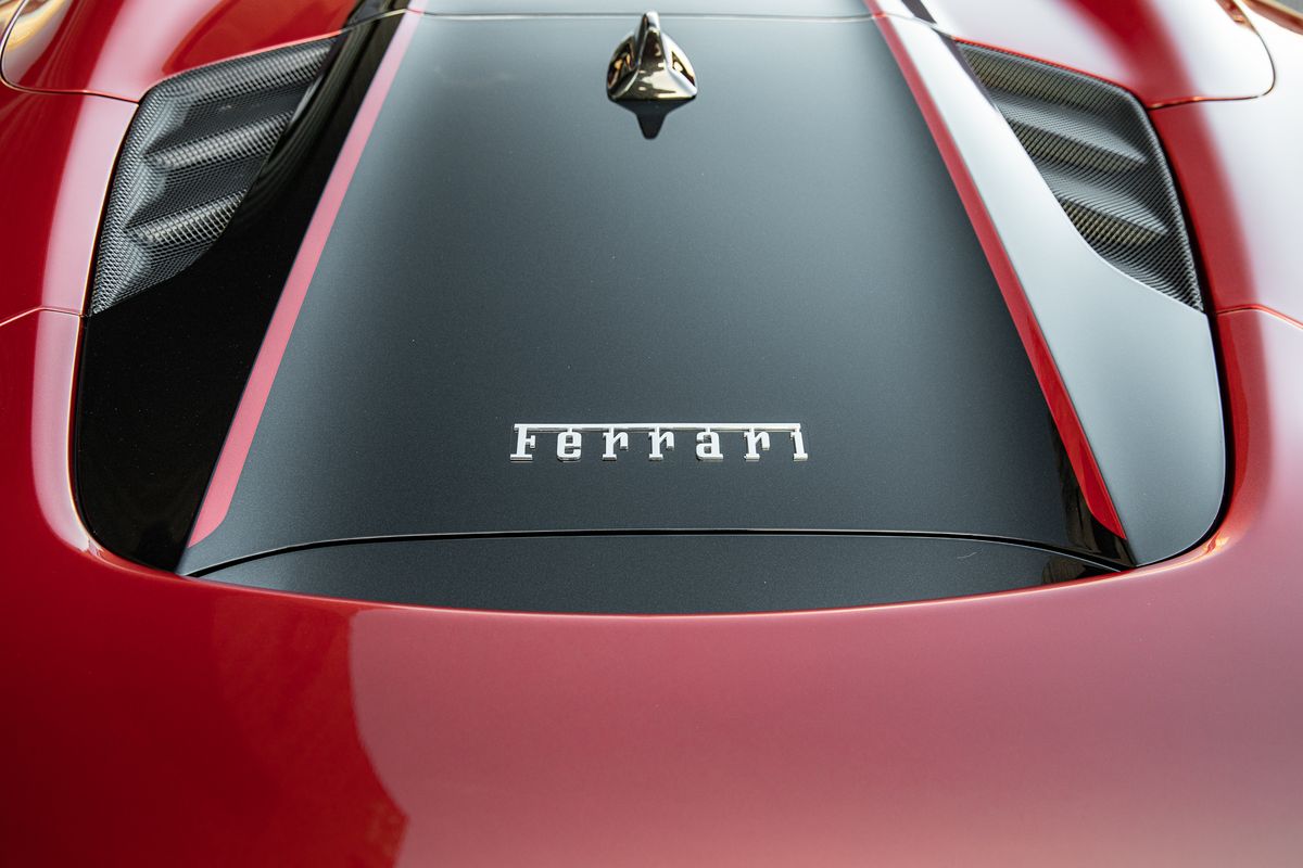 2020 Ferrari 488 Pista Spider 3.9T DCT