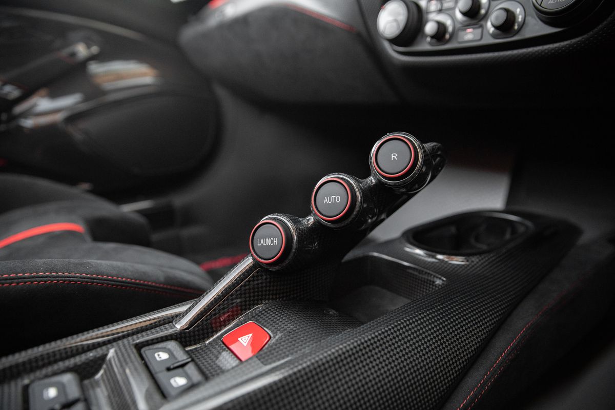 2020 Ferrari 488 Pista Spider 3.9T DCT