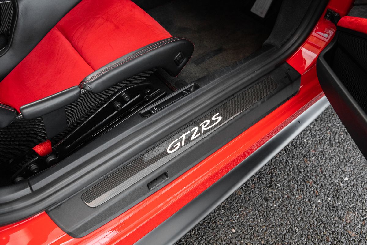 2018 Porsche 911 GT2 RS 3.8T PDK