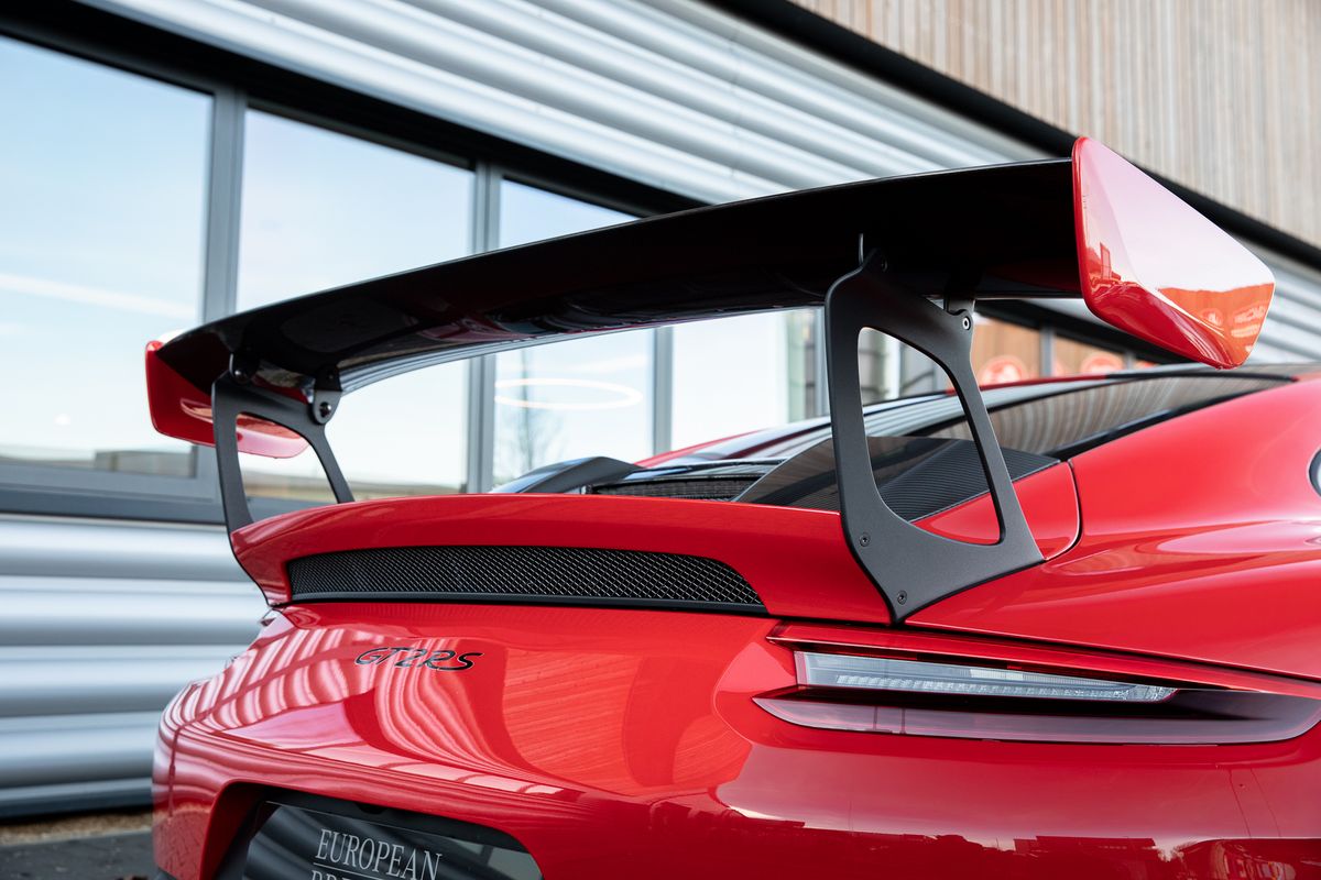 2018 Porsche 911 GT2 RS 3.8T PDK
