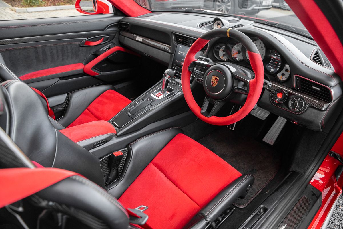2018 Porsche 911 GT2 RS 3.8T PDK