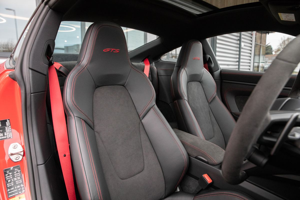 2022 Porsche 911 Carrera GTS 3.0 PDK