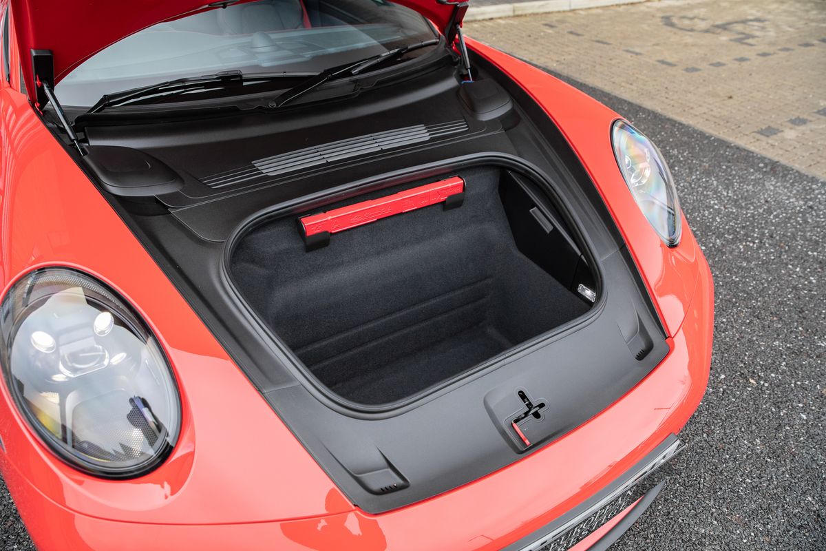 2022 Porsche 911 Carrera GTS 3.0 PDK