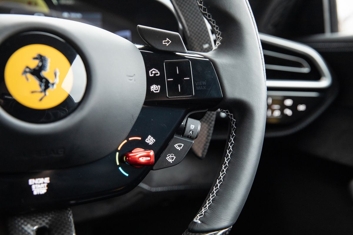 2022 Ferrari 296 GTB 3.0T V6 7.45kWh F1 DCT
