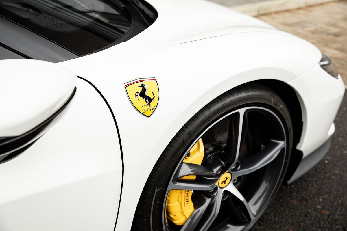 2022 Ferrari 296 GTB 3.0T V6 7.45kWh F1 DCT