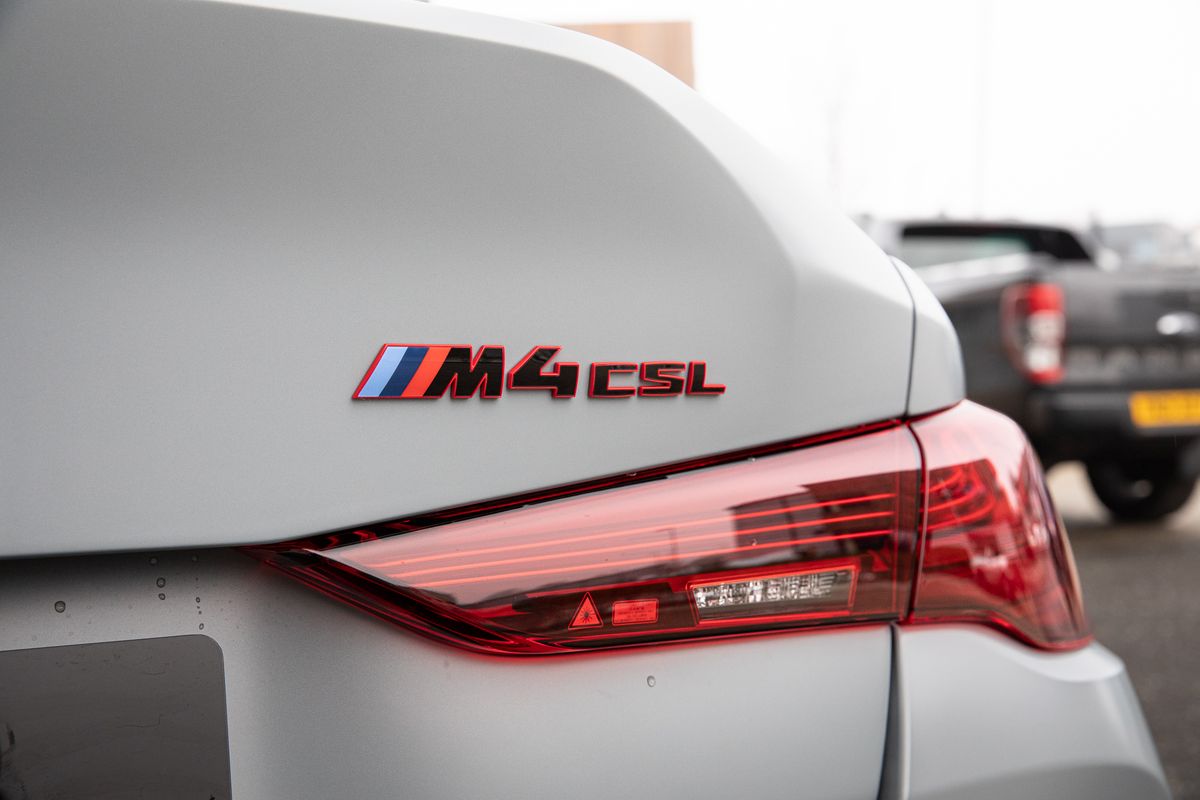 2023 BMW M4 CSL 3.0 BiTurbo Steptronic
