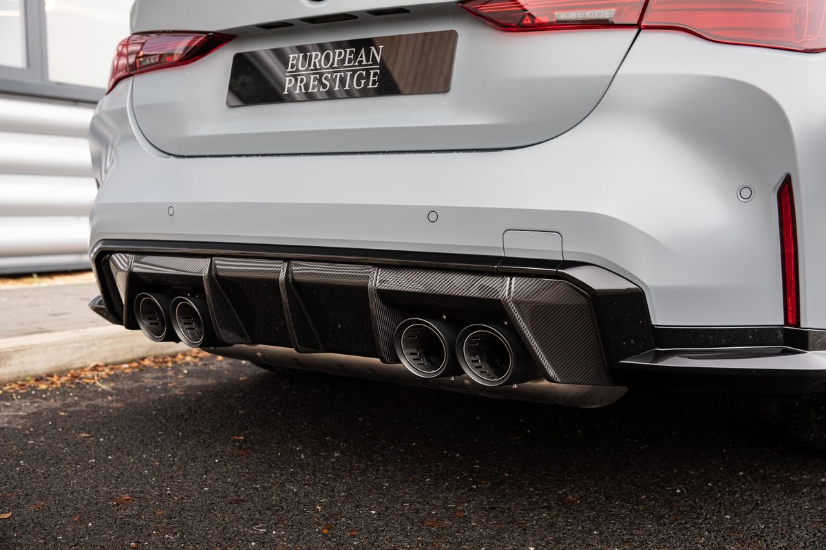 2023 BMW M4 CSL 3.0 BiTurbo Steptronic
