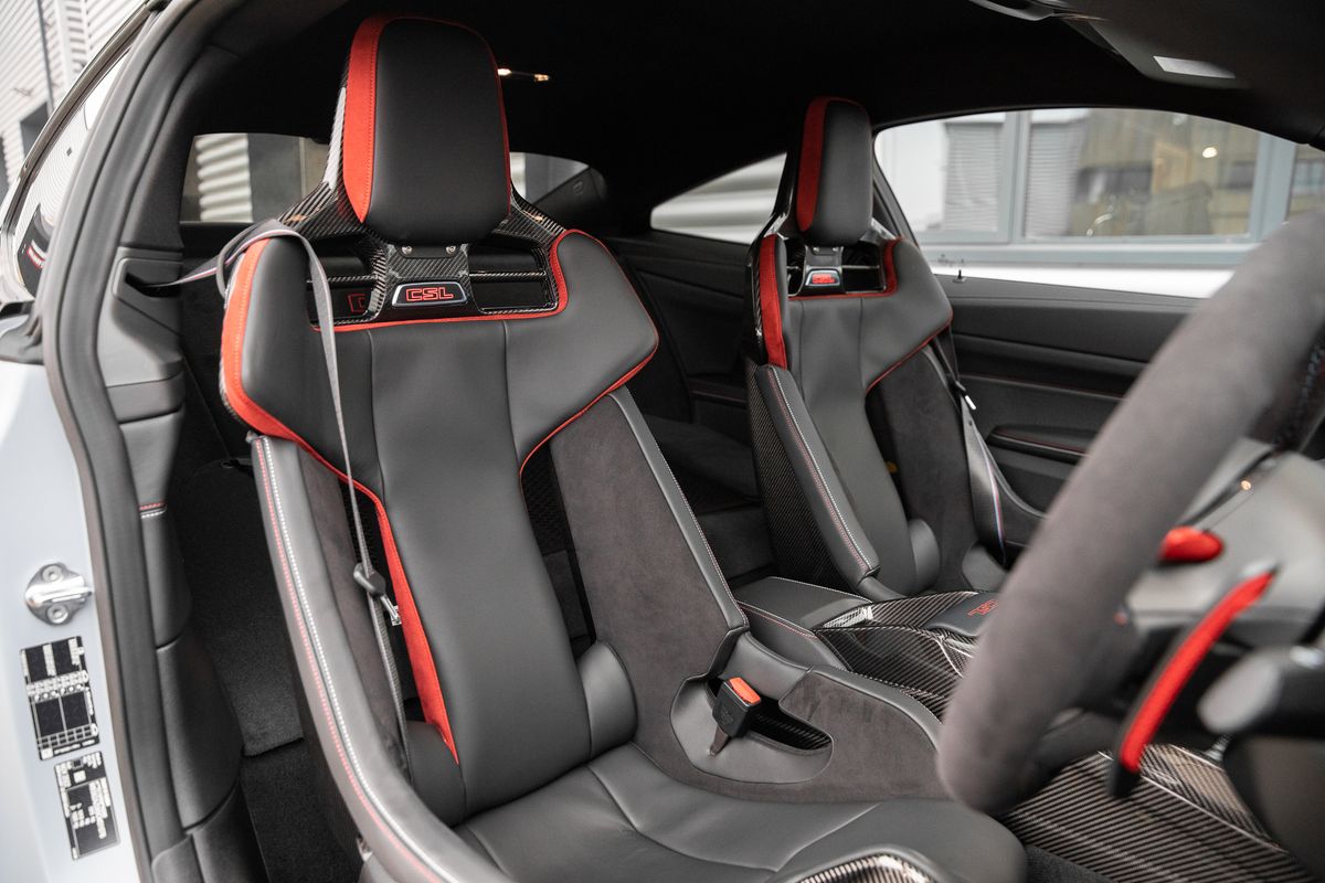 2023 BMW M4 CSL 3.0 BiTurbo Steptronic