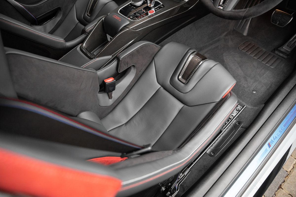 2023 BMW M4 CSL 3.0 BiTurbo Steptronic
