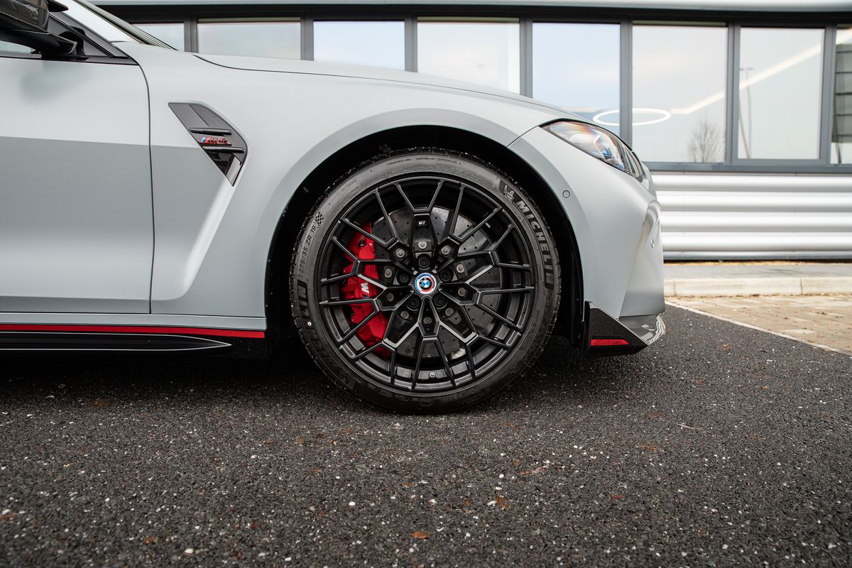 2023 BMW M4 CSL 3.0 BiTurbo Steptronic